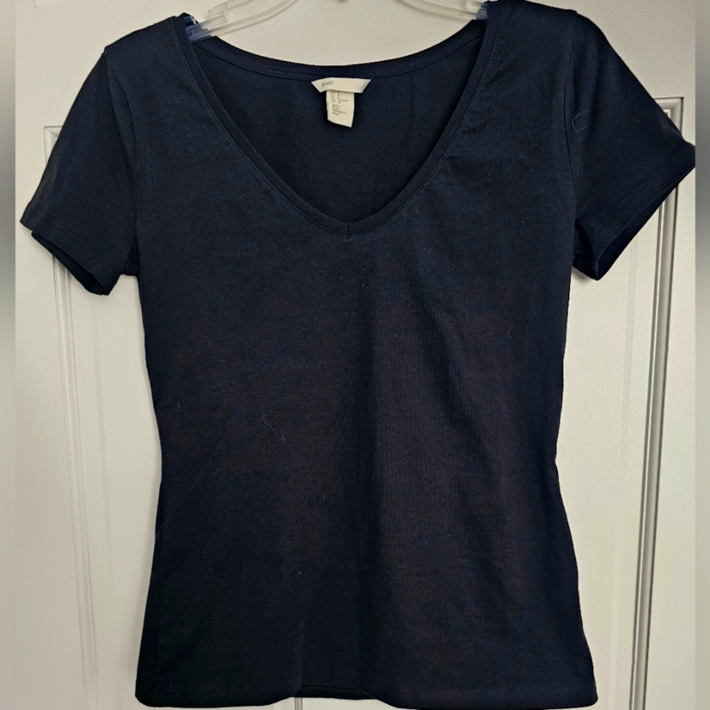 Women's Black V-Neck Top